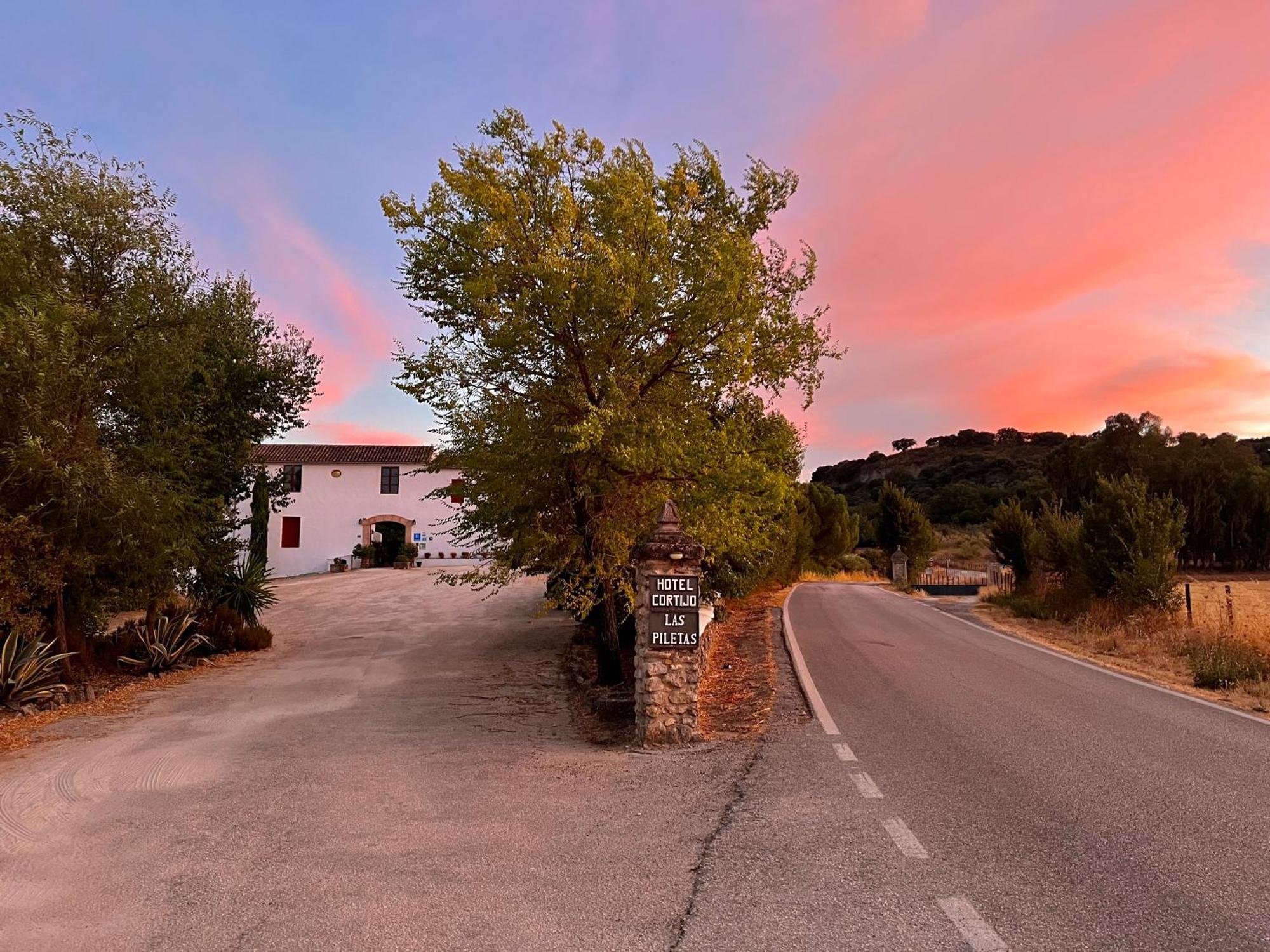 Hotel Cortijo Las Piletas Ronda Exterior photo
