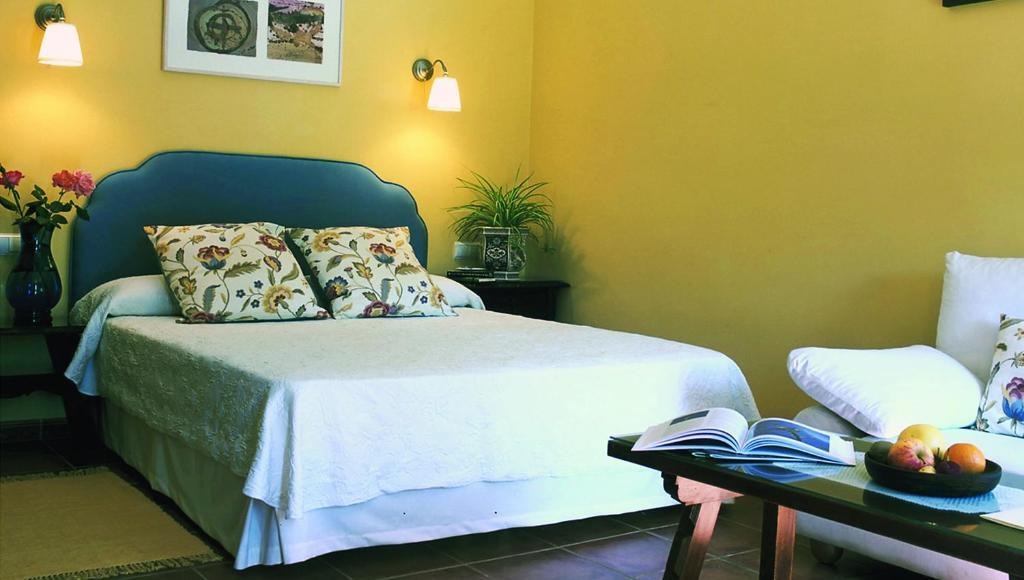 Hotel Cortijo Las Piletas Ronda Room photo